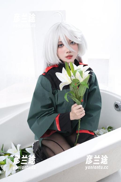 别小看这组私房：Poppa Chan·米莉姆·娜娃原图，真是太会抓住瞬间了，简直像在看电影！